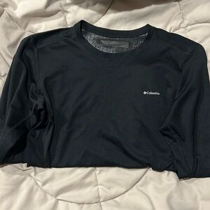 Columbia woman’s thermo long sleeve shirt